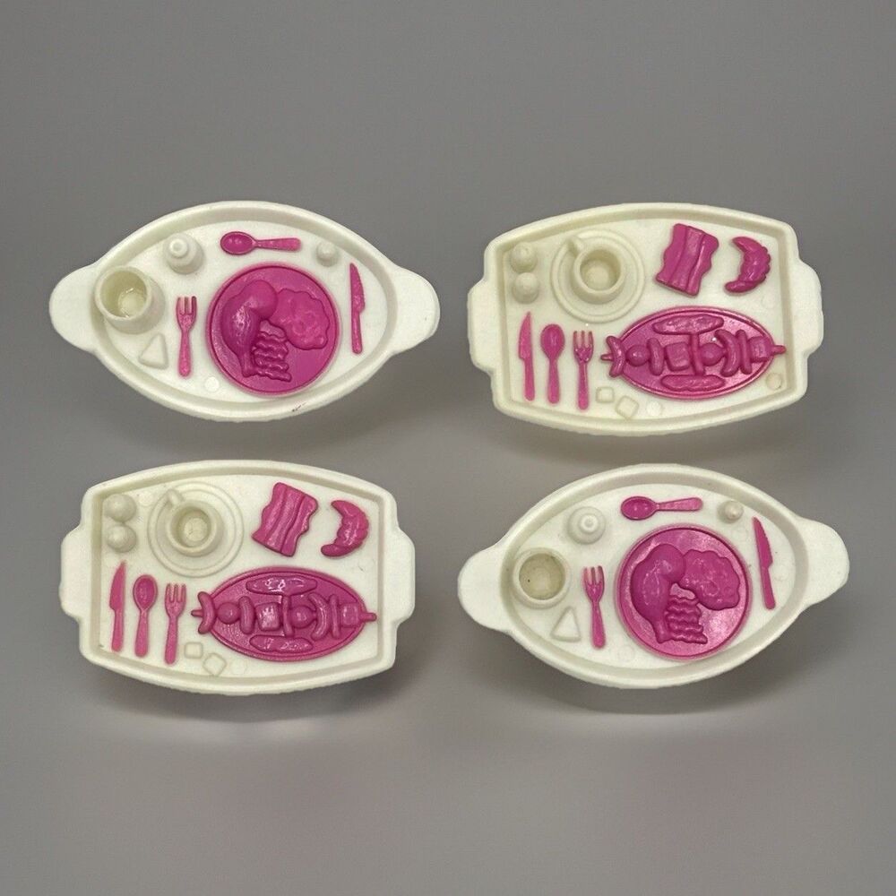 Vintage Barbie Backyard Party Set Food Trays BBQ Party HTF 1992 Sun Sensation